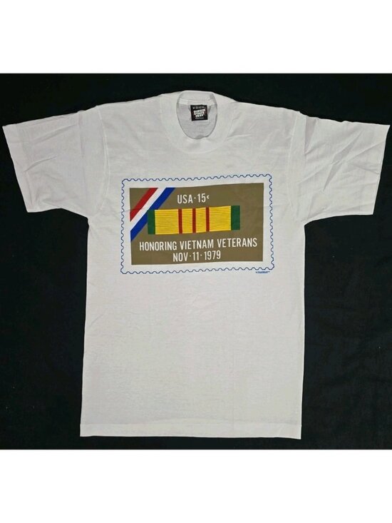 Vintage USPS 15c Vietnam Veterans Commemorative Stamp Nov 11 1979 T-Shirt Size M